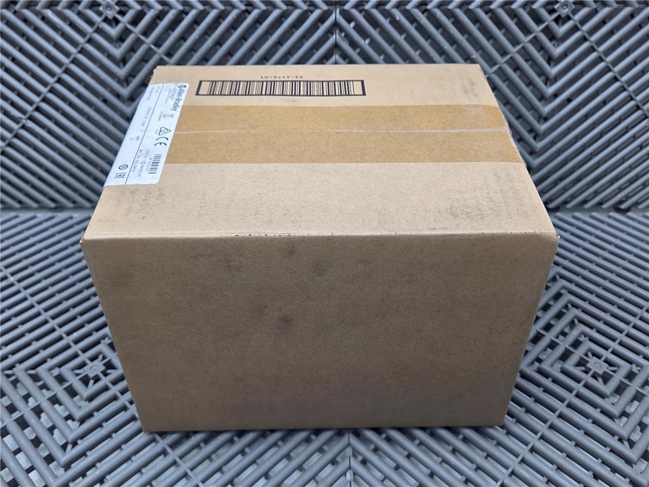 Allen-Bradley 1783-MX04T04E Ser A Managed Ethernet Switch Stratix 8000, US Stock - New - Image 4