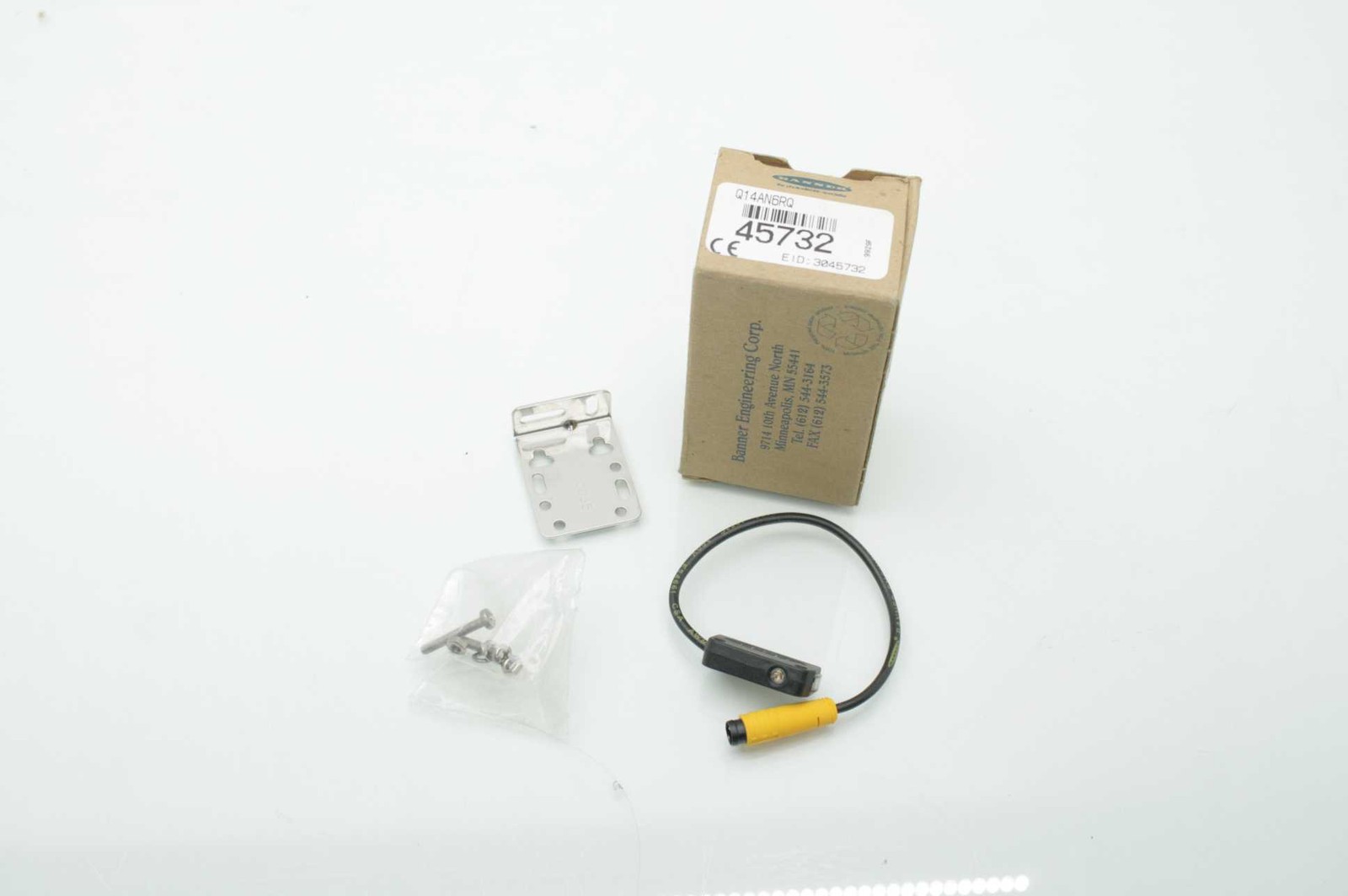 Banner Q14AN6RQ Photoelectric Receiver Sensor - New