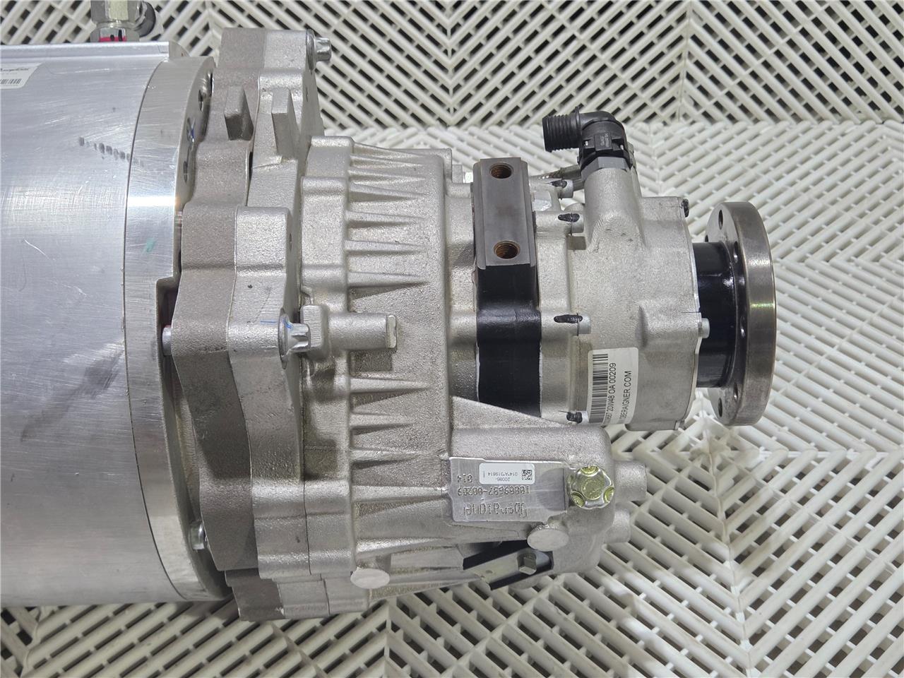 Danfoss EM-PMI UQM EM-PMI250-T160-245V EV Motor 20080-034 / 160 kW / 350 Nm / - Used - Image 26