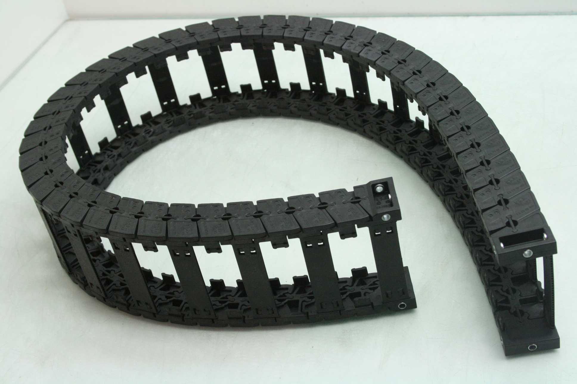 Igus E6-29-01-100 / E6-29-02-100 Wireway Robotic Cable Carrier Cable Chains 39" - Used - Image 13