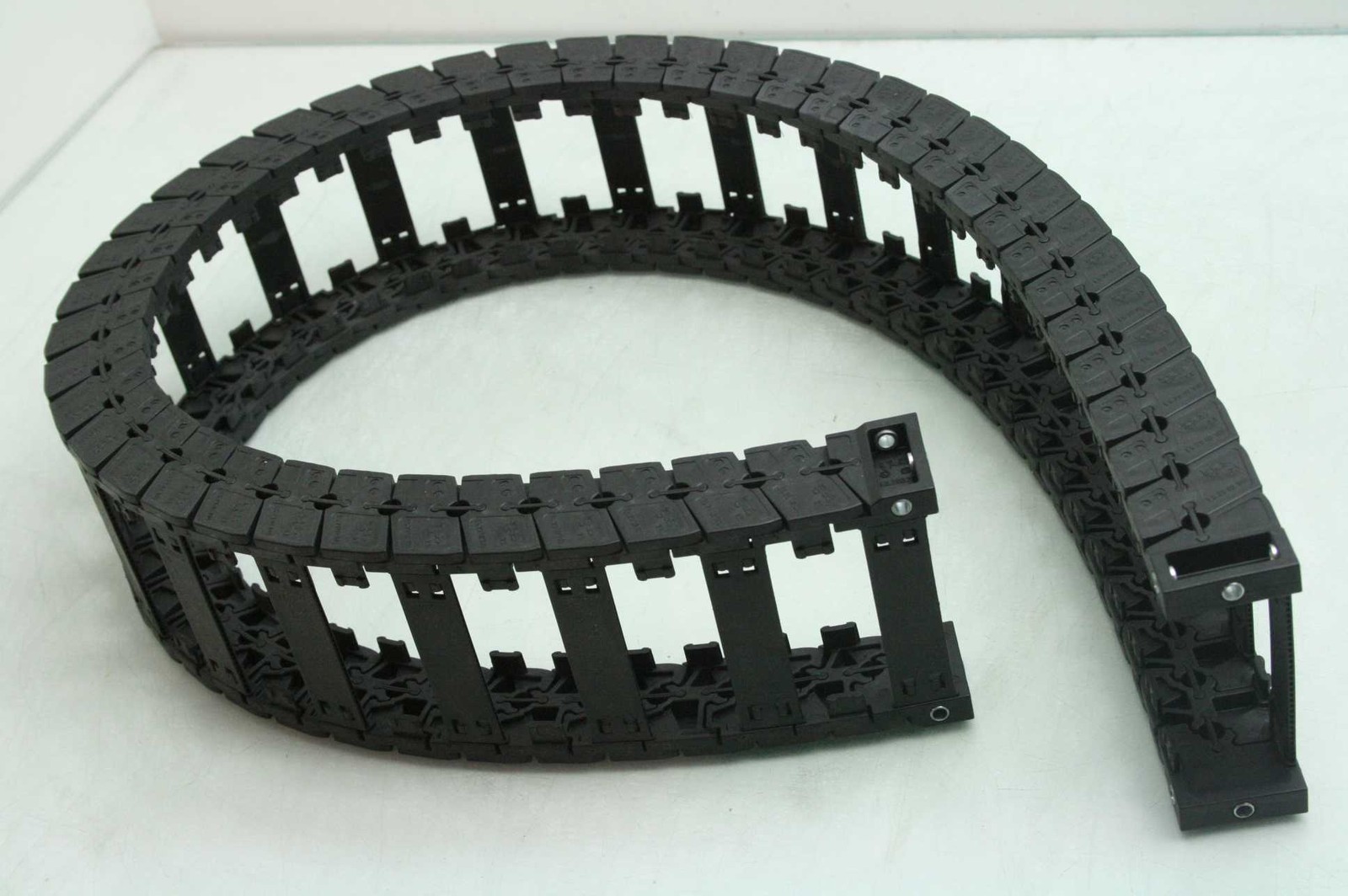 Igus E6-29-01-100 / E6-29-02-100 Wireway Robotic Cable Carrier Cable Chains 39" - Used