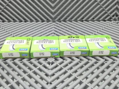 Lot of 4 New SKF 6152 Joint Radial Oil Seal 0.625" ID, 1.00" OD, 0.125" Width - New - Image 4