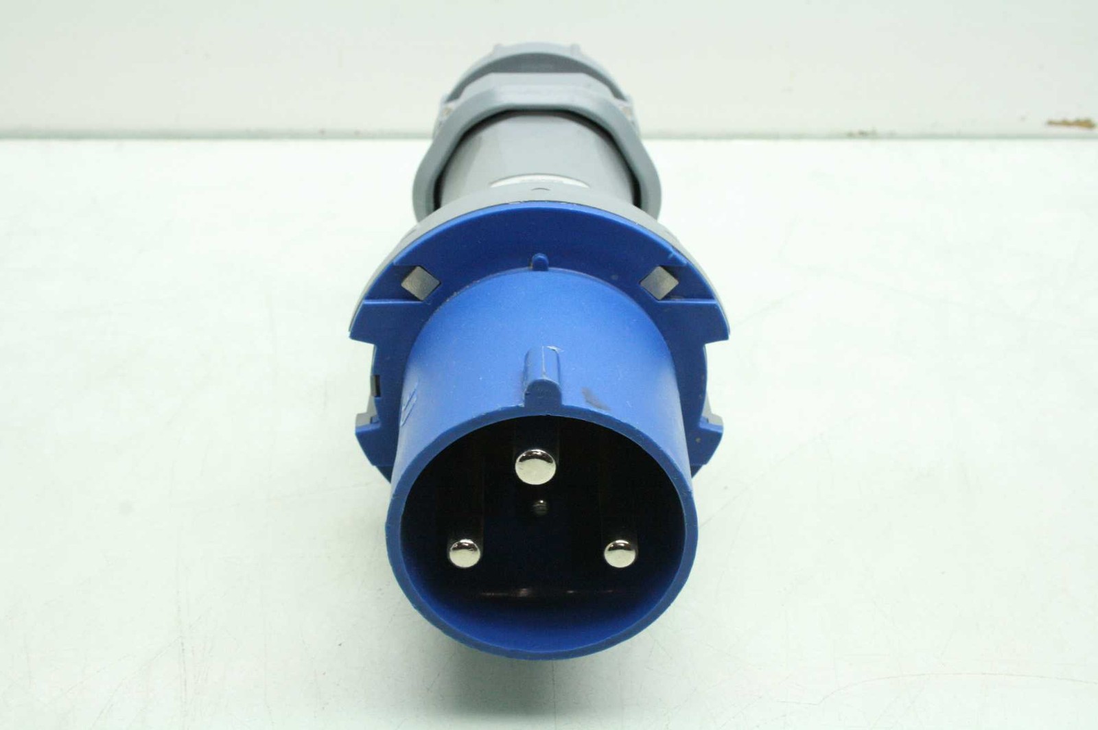 Mennekes ME360P6-1227 Male Watertight Pin & Sleeve Plug, 60A, 3 Wire, 250 VAC - Used - Image 3