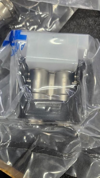 New Amphenol PL182X-301-70-5 PowerLok 2 Pole Connector - New - Image 6