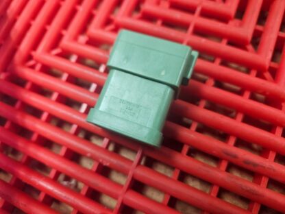 New Deutsch DT04-12PC-CE01 Connector Housing with Endcap / C-Key / 8 Pole - New - Image 11