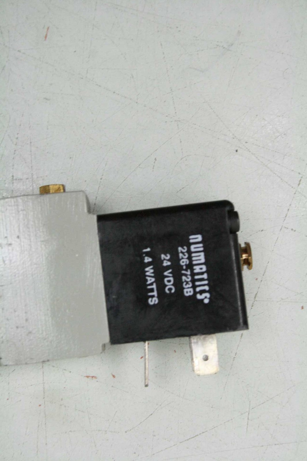 Numatics L12BB752B017G61 Solenoid Air Control Valve / 3 Bar - Used - Image 3