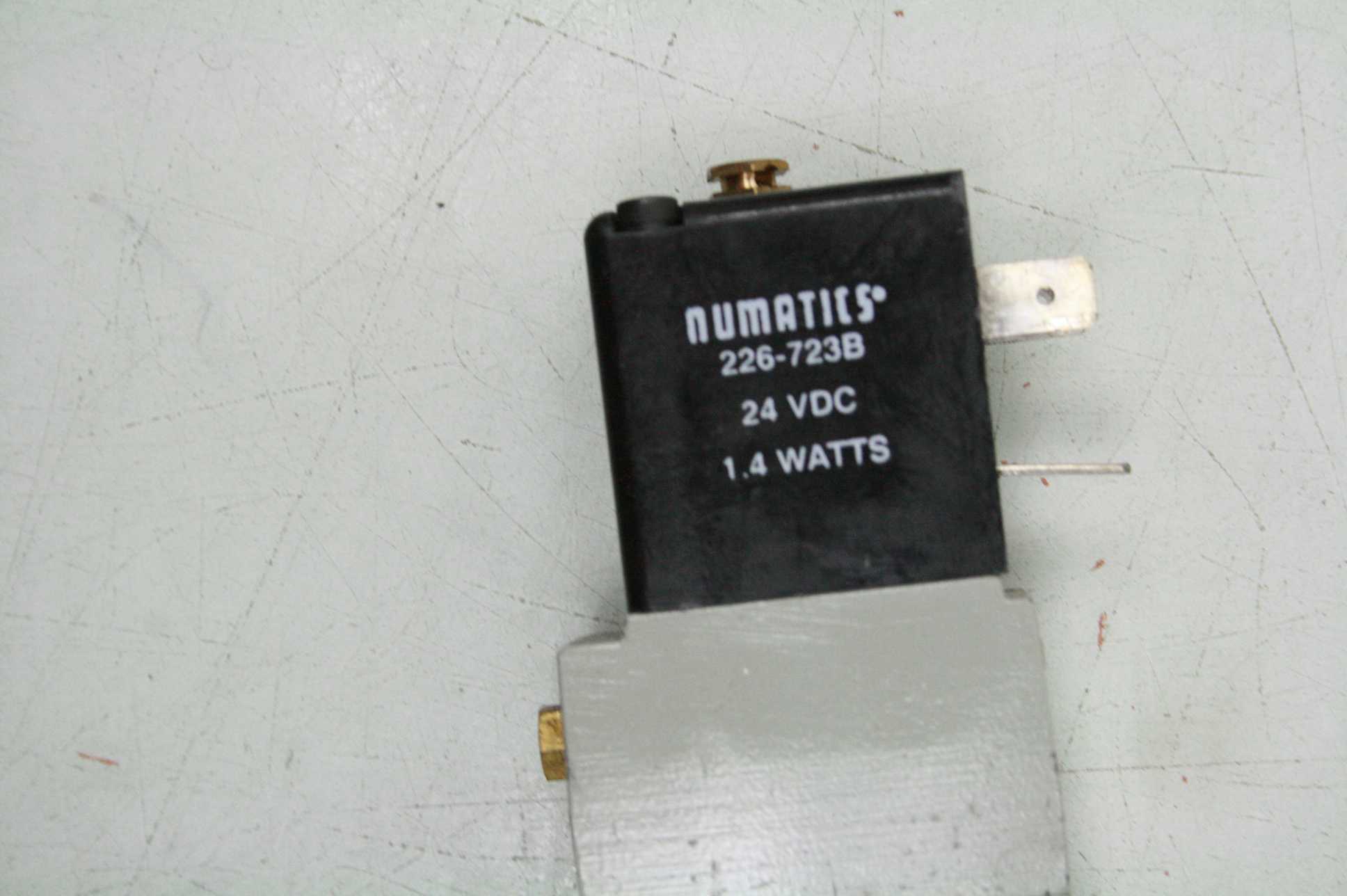 Numatics L12BB752B017G61 Solenoid Air Control Valve / 3 Bar - Used - Image 10