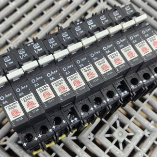 (Qty 11) Midnite Solar MNEPV8 Circuit Breaker 1 Pole / 150 VDC CBi QY19U2X0001 - New