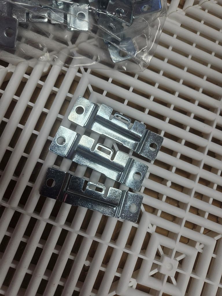 (Qty 2) New Littelfuse 868-964 Mounting Bracket HWB18 - New - Image 4