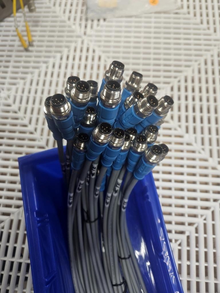 (Qty 30) TE T4161120005-001 M12 Cable Assembly 5 Position 0.5m Cable Length - New - Image 4