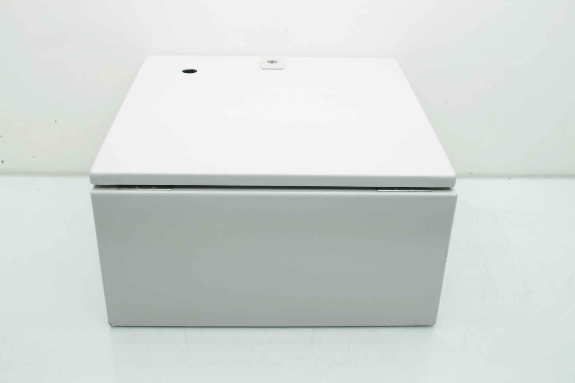 Rittal 1244250 Nema 4 Wall Mount Electrical Enclosure 400mm x 400mm x 210mm - Used - Image 17