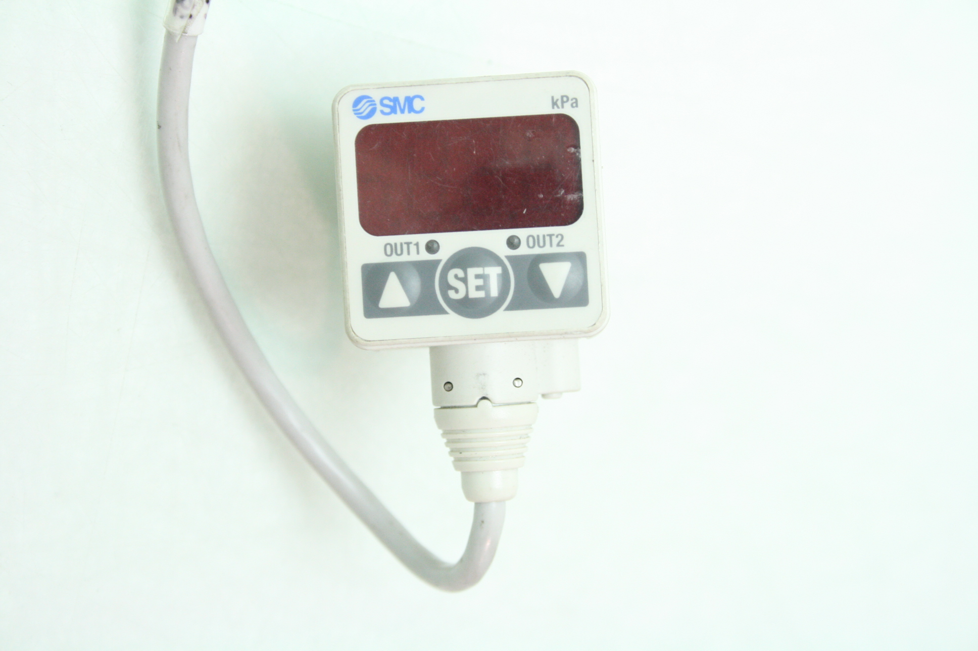 SMC ZSE40-T1-22L High Precision Digital Vacuum Pressure Switch 10 to -101.3 kPA - Used - Image 8