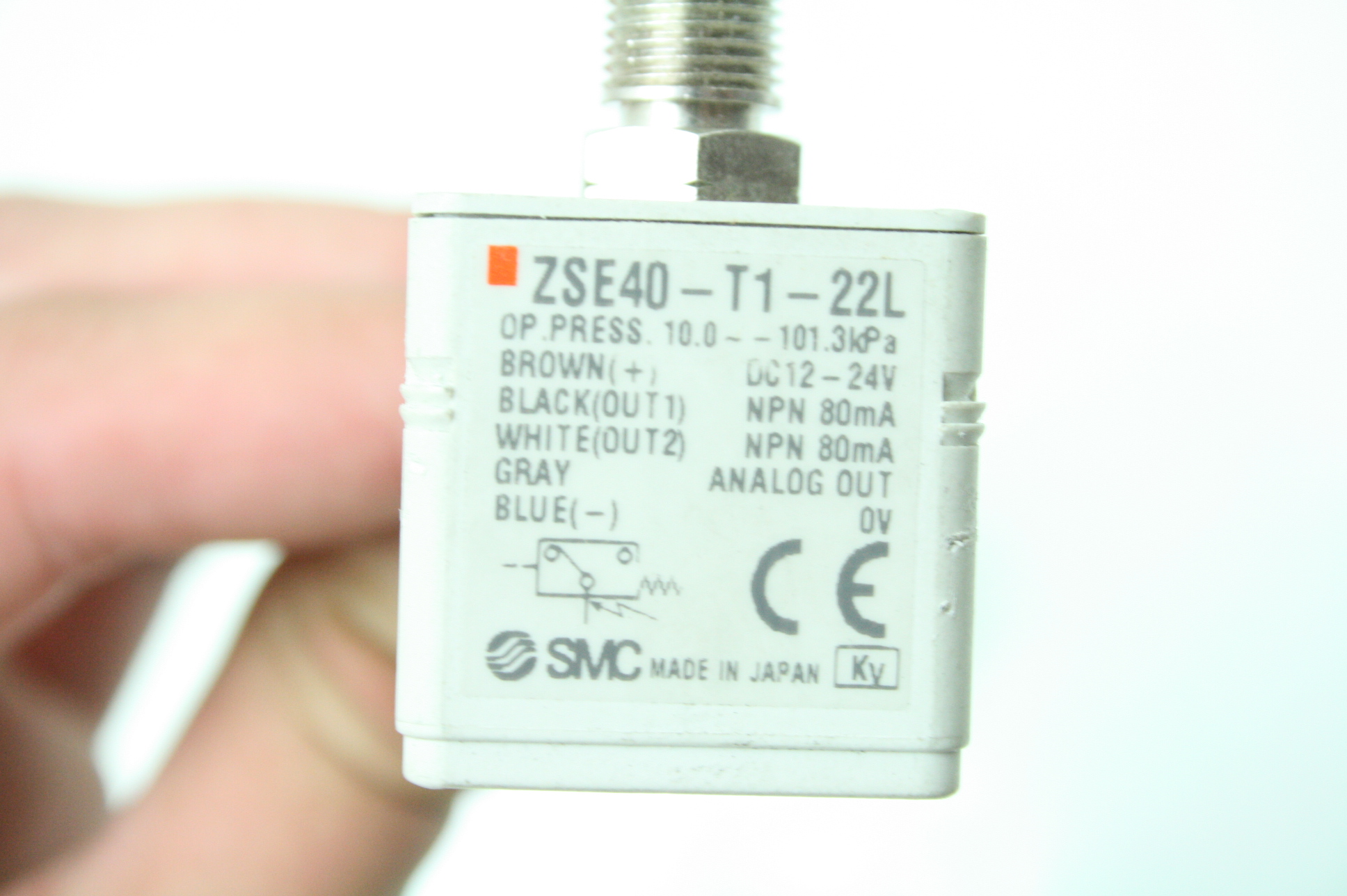 SMC ZSE40-T1-22L High Precision Digital Vacuum Pressure Switch 10 to -101.3 kPA - Used - Image 9