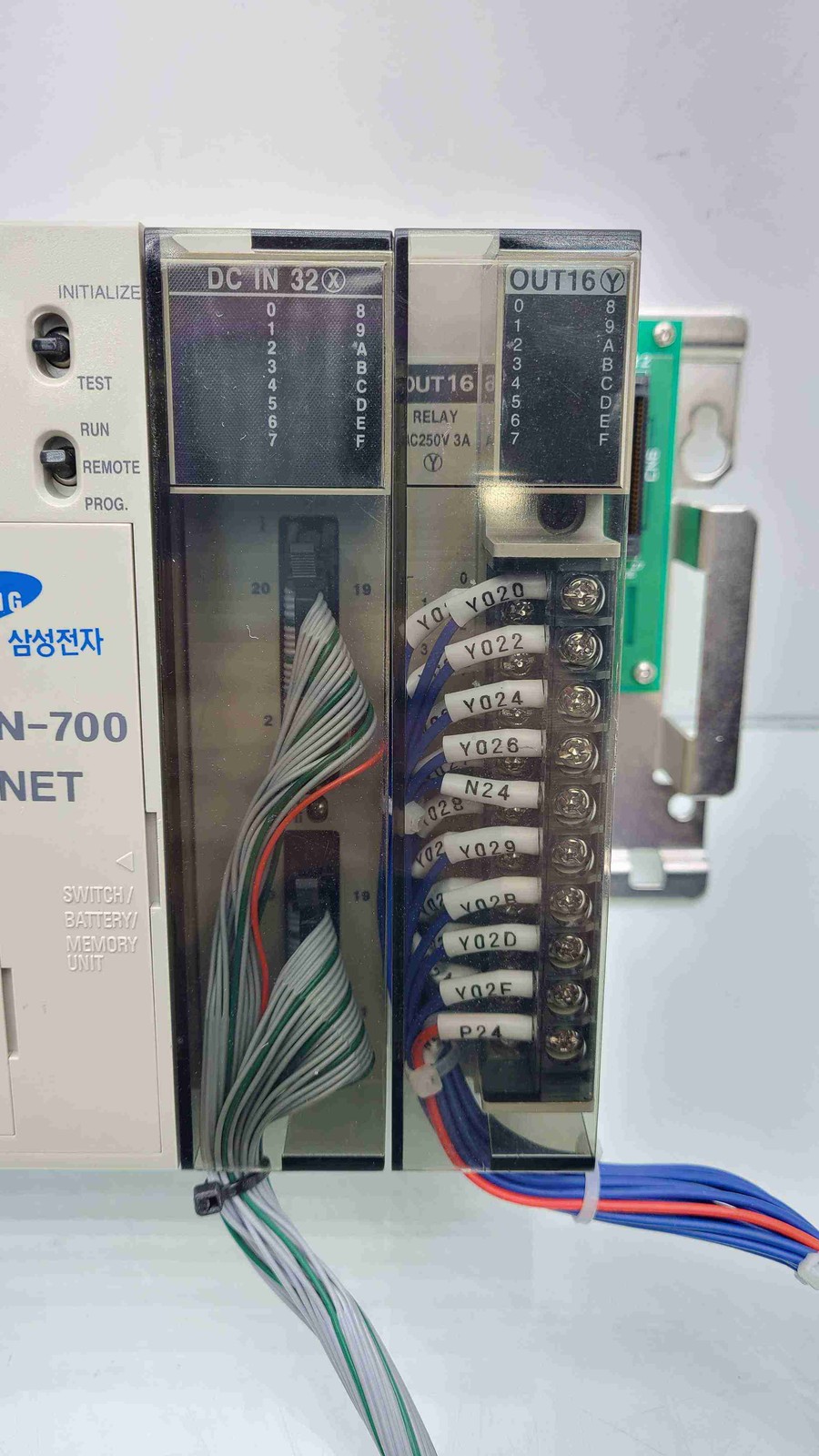 Samsung FARA N-700 Secnet PLC with DC Input 32P & Relay Output 16P - Used - Image 3