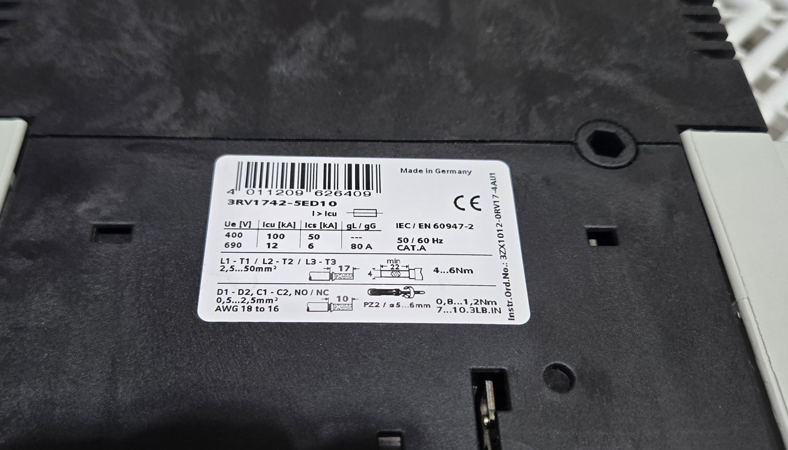 Siemens 3RV1742-5ED10 30A 3-Pole 600 VAC Motor Circuit Breaker Used - Used - Image 4