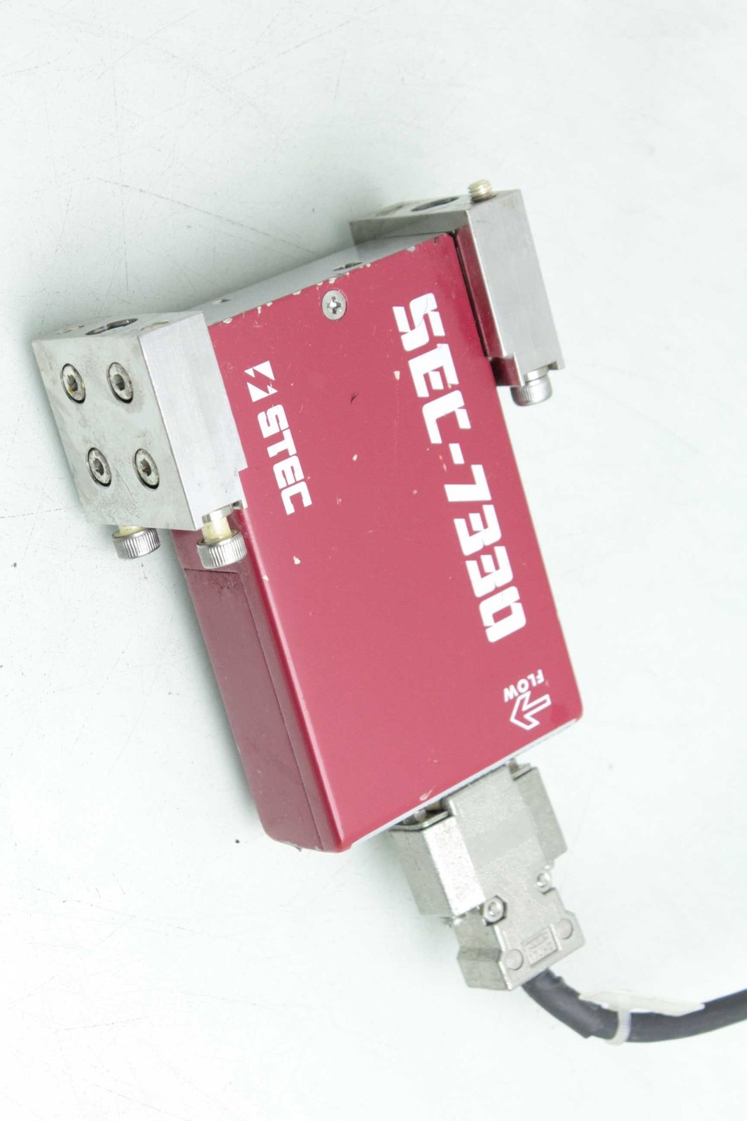 Stec SEF-7330 Mass Flow Controller / 500SCCM Flow Rate / for N2 Nitrogen - Used
