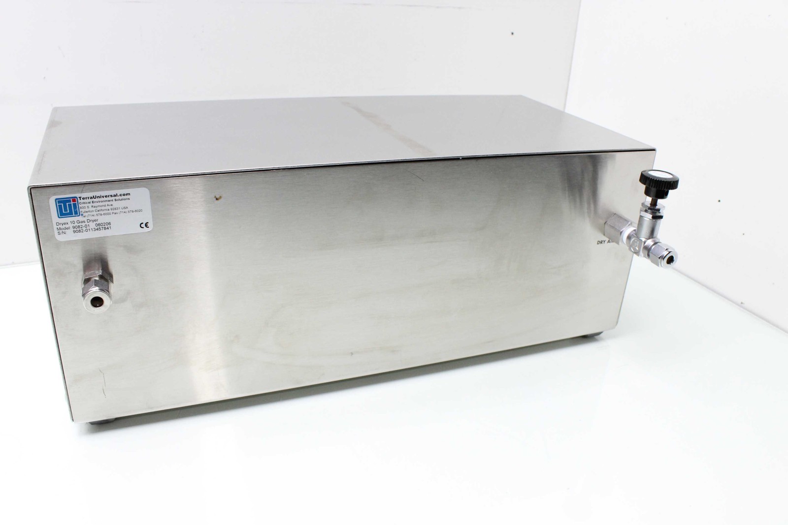 Terra Universal Dryex 10 9082-01 / Precision Gas Dryer / - Used - Image 5