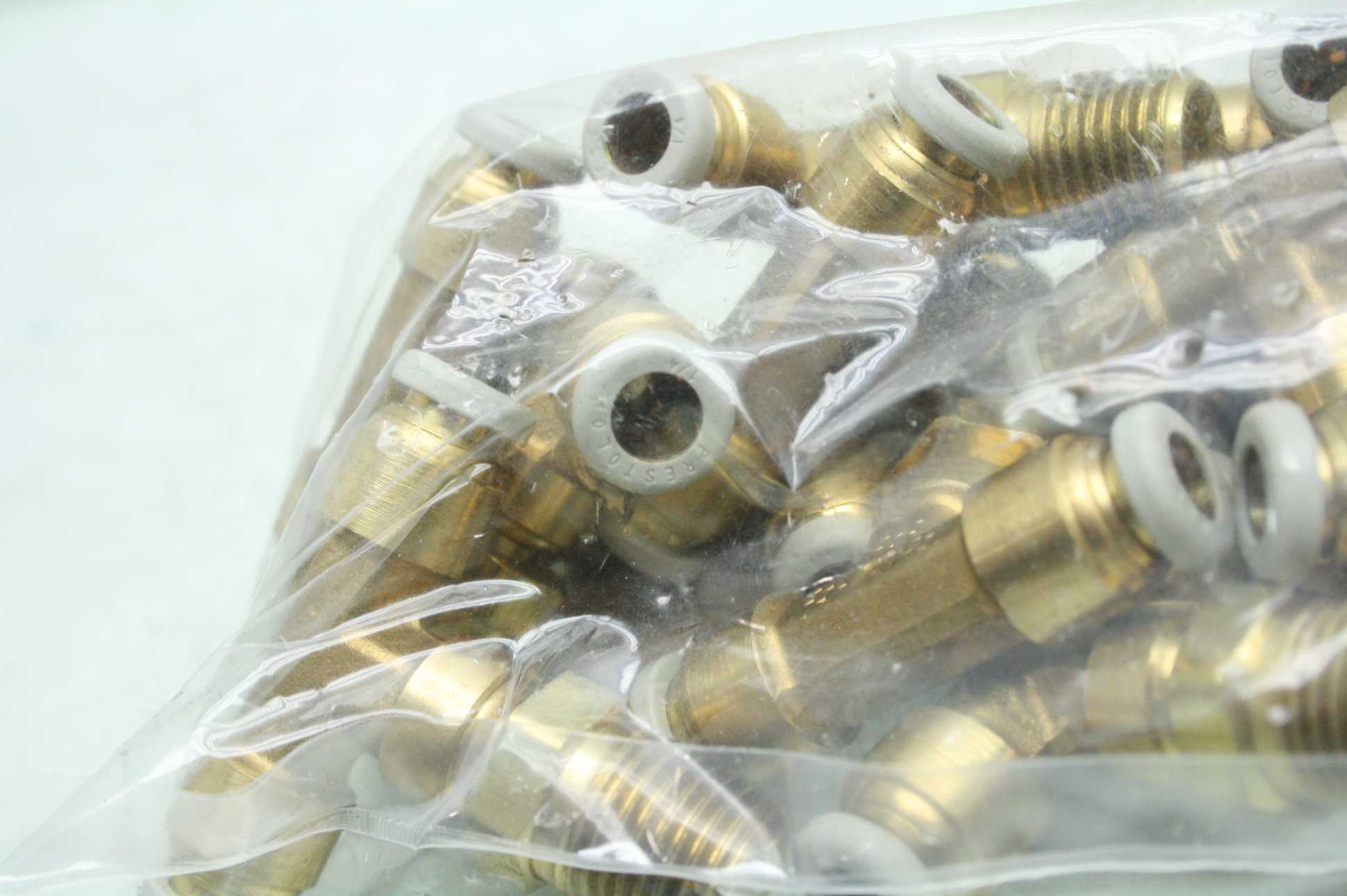 14 New Parker W172PL-4-4 Push-to-Connect Brass Tee Pipe Fittings / Prestolock - New - Image 11