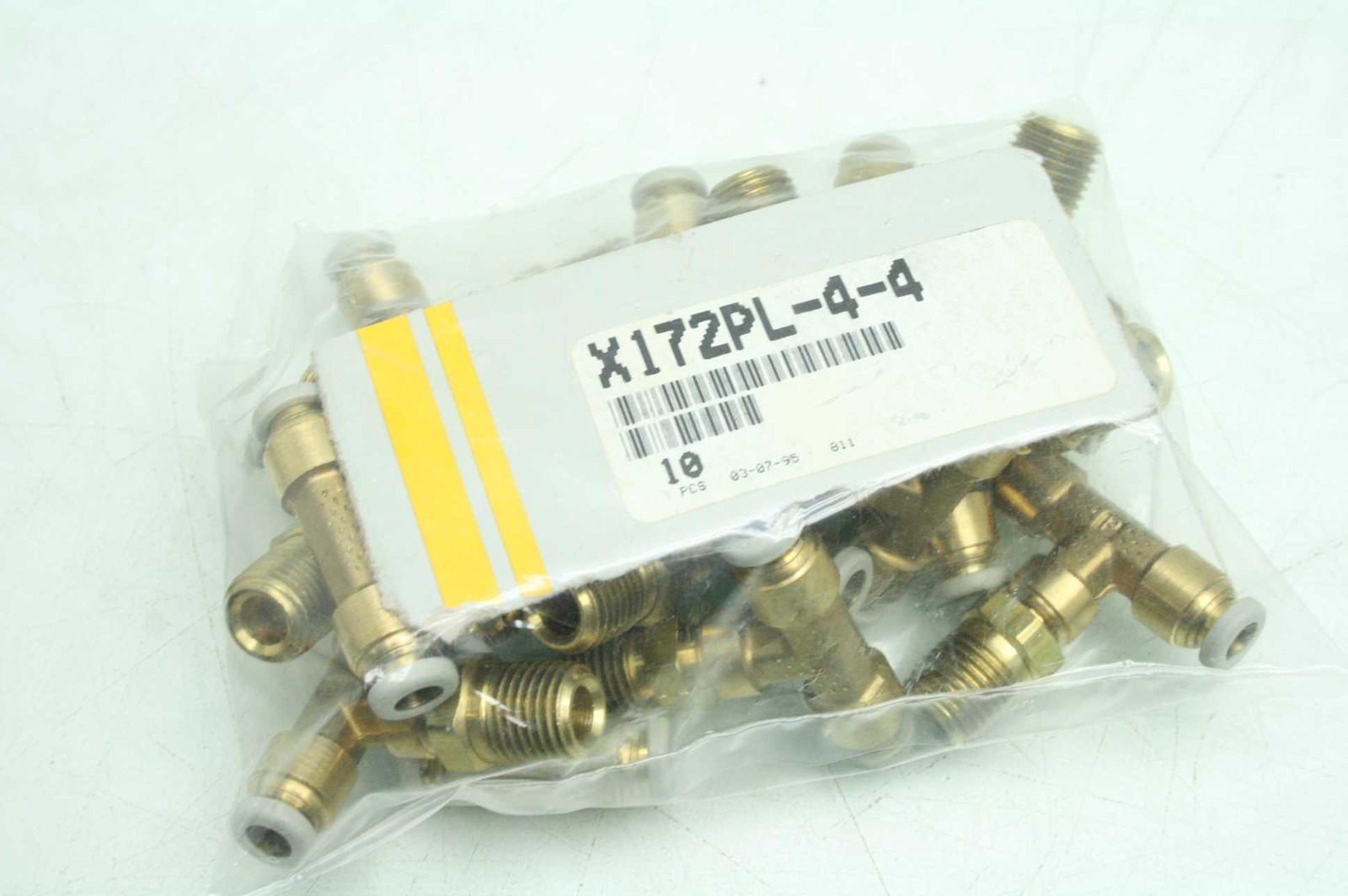14 New Parker W172PL-4-4 Push-to-Connect Brass Tee Pipe Fittings / Prestolock - New
