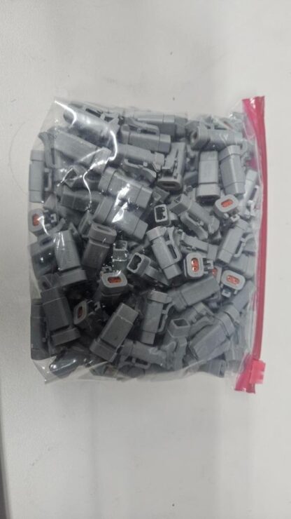 170 New Amphenol ATM06-2S-EC01 Connector 2 Position Endcap - New - Image 11