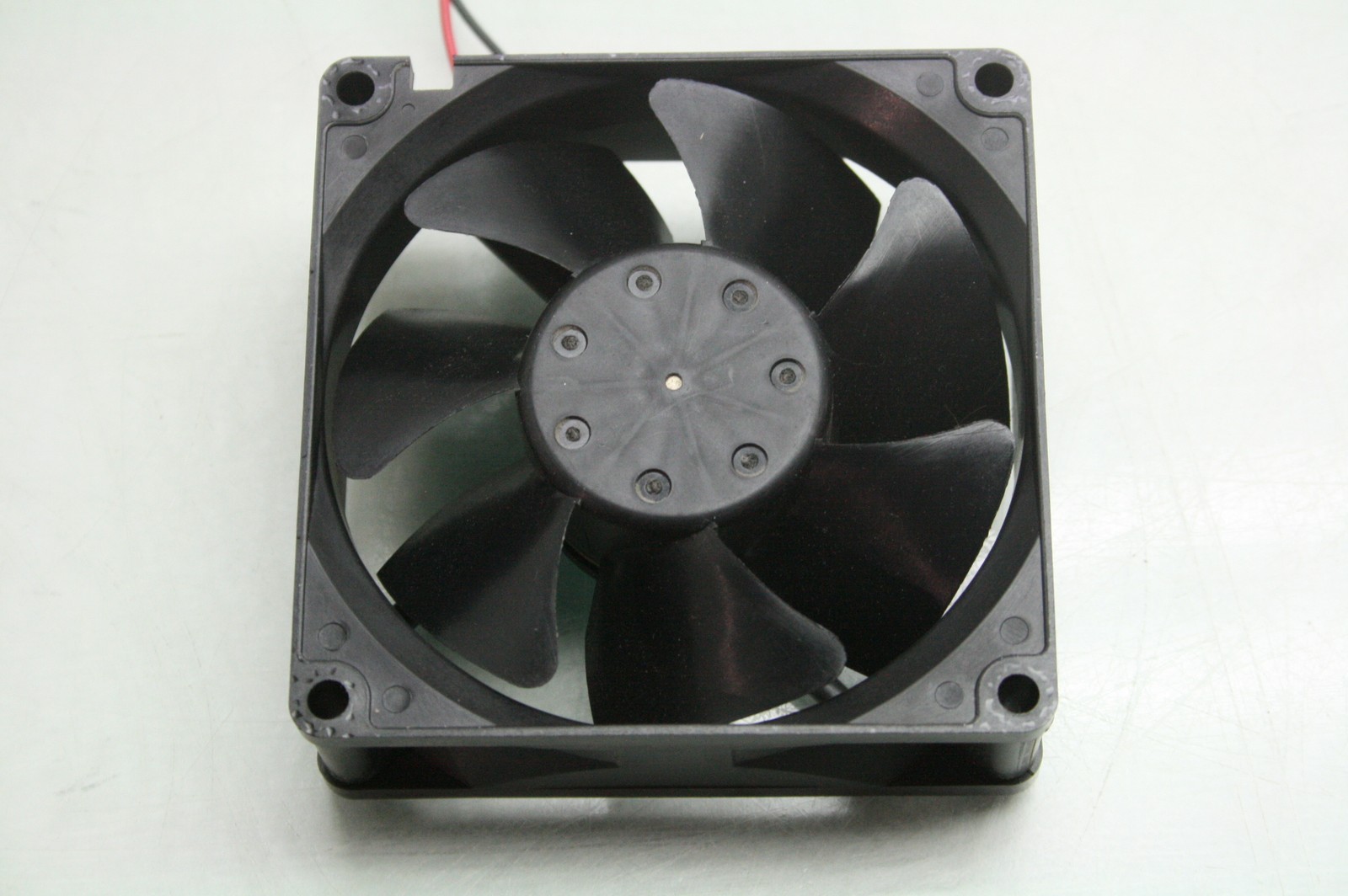 20 NMB 3110KL-04W-B50 DC Axial 80mm Frame Brushless Fan 12V DC - Used - Image 4