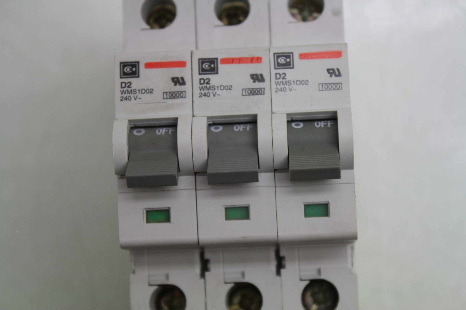 3 Cutler Hammer WMS1D02 Single Pole Circuit Breakers 240V / 2 Amps - Used - Image 3