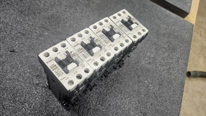 4 Fuji Electric SC-E05/G Electromechanical Relay Contactor 32A / 24V DC Coil - Used - Image 9