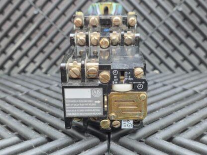 Allen Bradley 700-NT400A1 Industrial Control Relay Unit w/ 700-NT Attachment - Used - Image 12