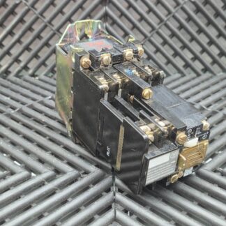 Allen Bradley 700-NT400A1 Industrial Control Relay Unit w/ 700-NT Attachment - Used