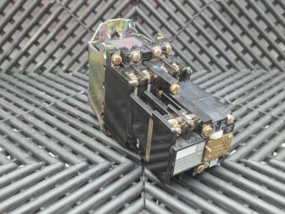 Allen Bradley 700-NT400A1 Industrial Control Relay Unit w/ 700-NT Attachment - Used - Image 10