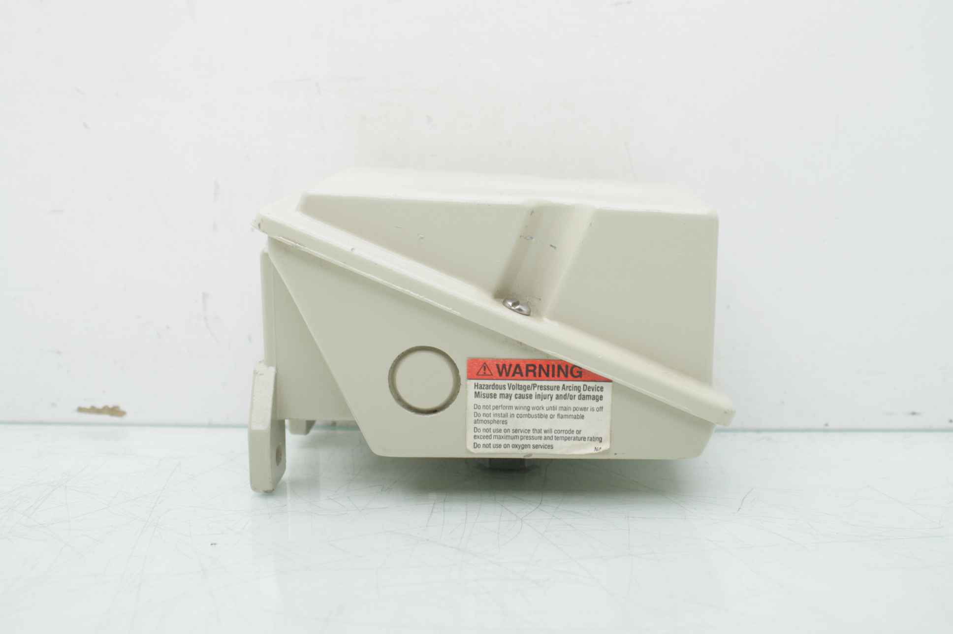 AshCroft Dresser LPDN4GGB25 XK3 60 PSI Pressure Switch Transmitter - Used - Image 17