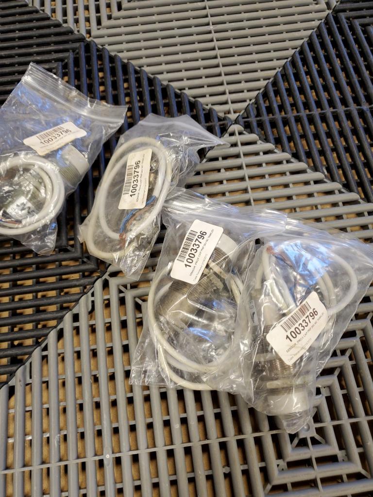 Automation Direct CT1-CP-2A Capacitive Proximity Sensor M30 Barrel - Used - Image 8