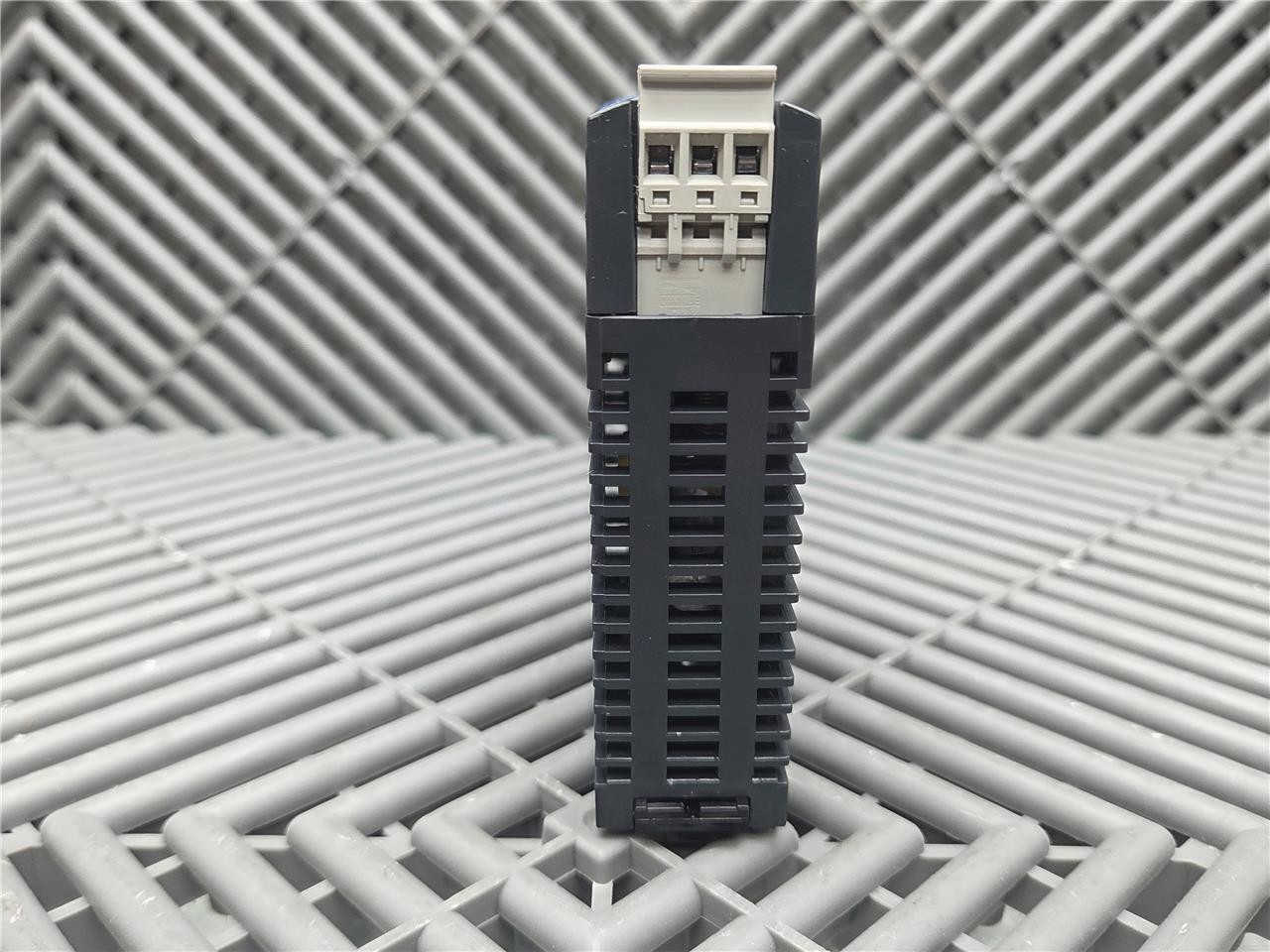 Automation Direct Rhino PSP05-DC24-5 Industrial Power Supply 5V / 5A - Used - Image 8