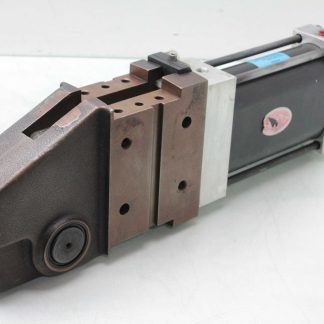 Destaco 82G8N-412C93-1560A Pneumatic Hold Down Clamp Single Arm 90 Degrees 1/4" - Used