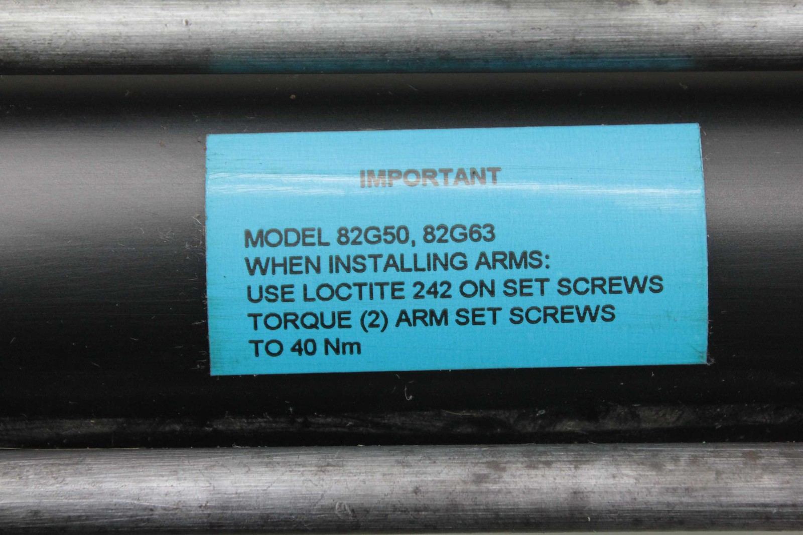 Destaco 82G8N-412C93-1560A Pneumatic Hold Down Clamp Single Arm 90 Degrees 1/4" - Used - Image 5