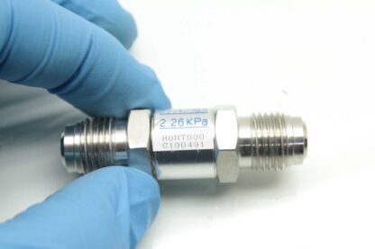 Fujikin C100491 Inline Passthrough Filter / 16.2 MPa / 2.26 KPa / C100492 - Used - Image 19