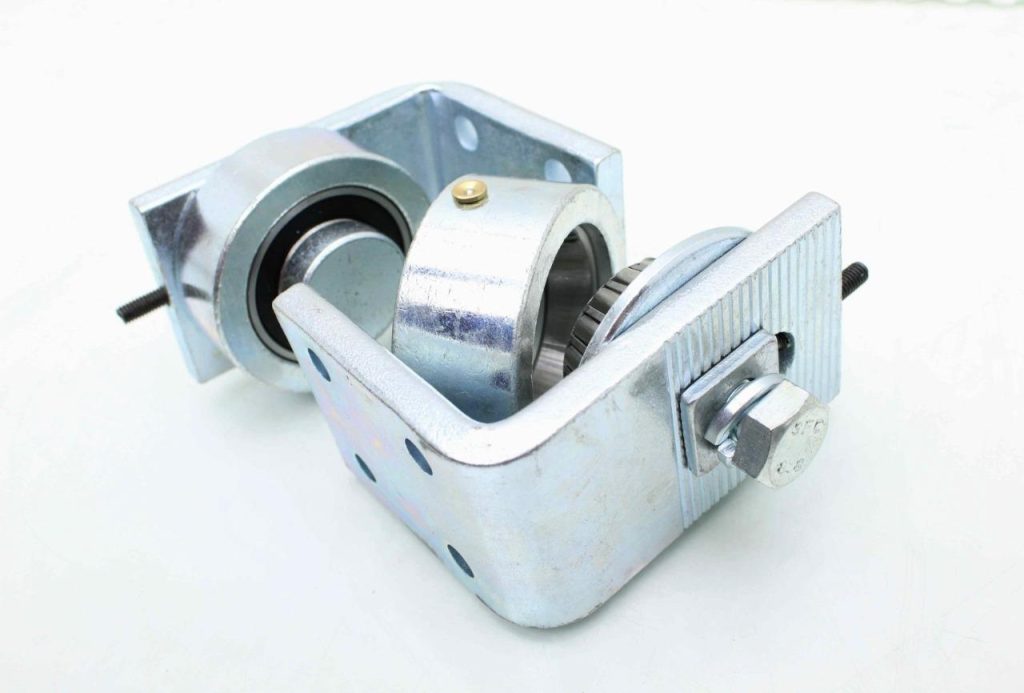 Heavy Duty Weld On Gate Hinge Tapered Roller Bearings 1600 lb Loads New Motion Constrained