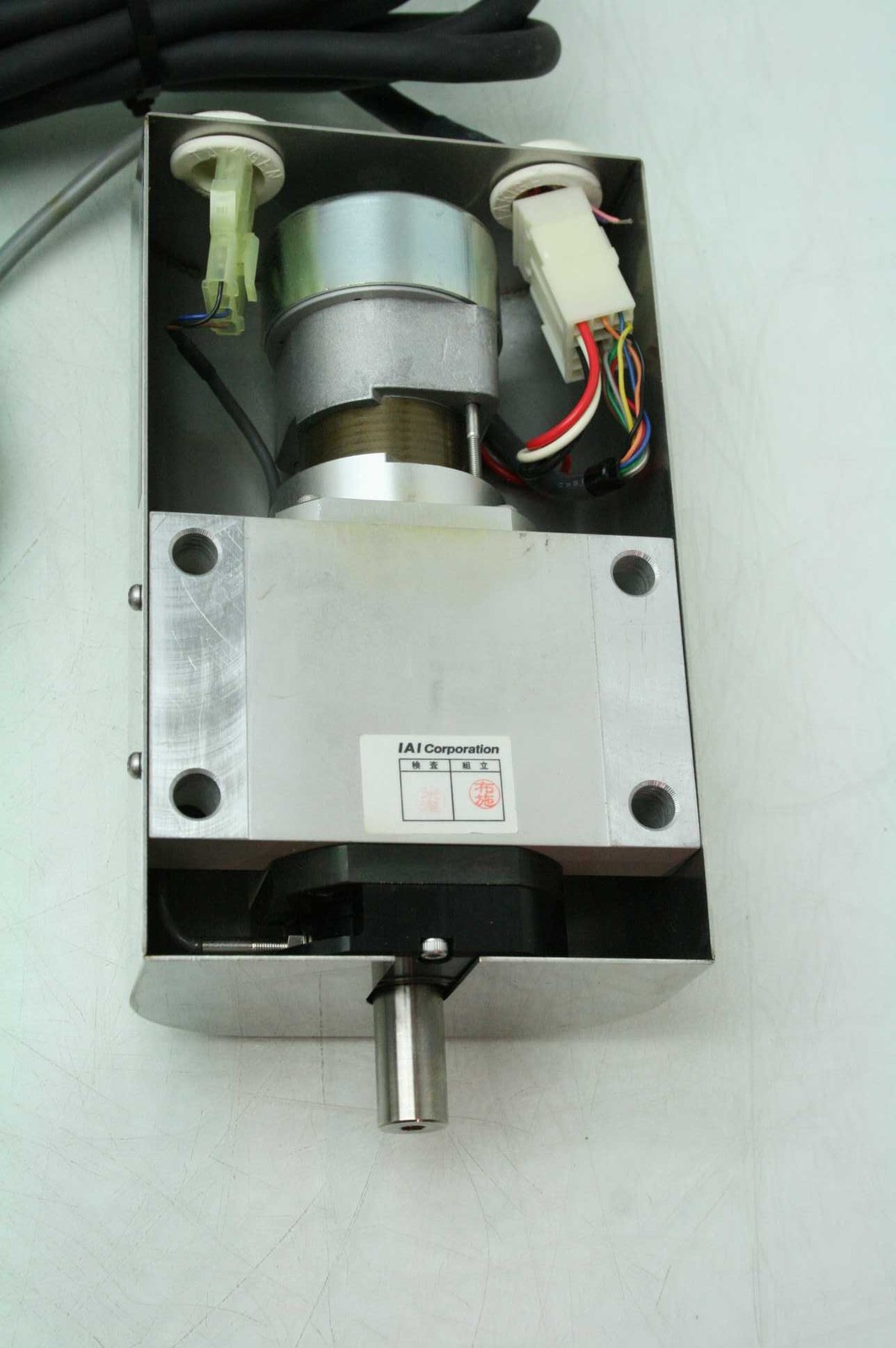 IAI 12RS-30-360-100-ISAC Rotary Servo Driven Actuator 360 Degree 100W - Used - Image 5