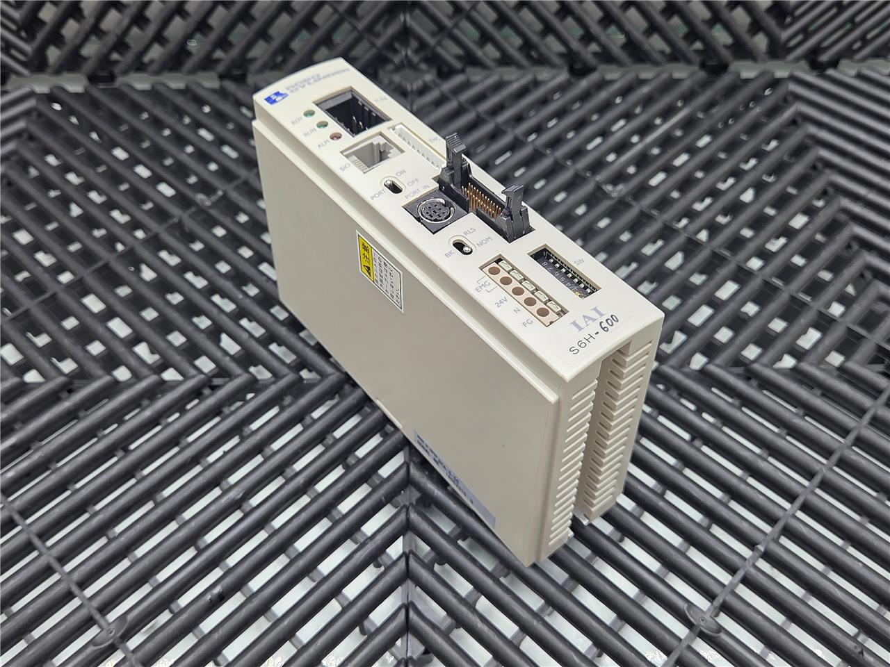 IAI Robo Cylinder RCA-S-S6H-600 Control Module - Used - Image 9