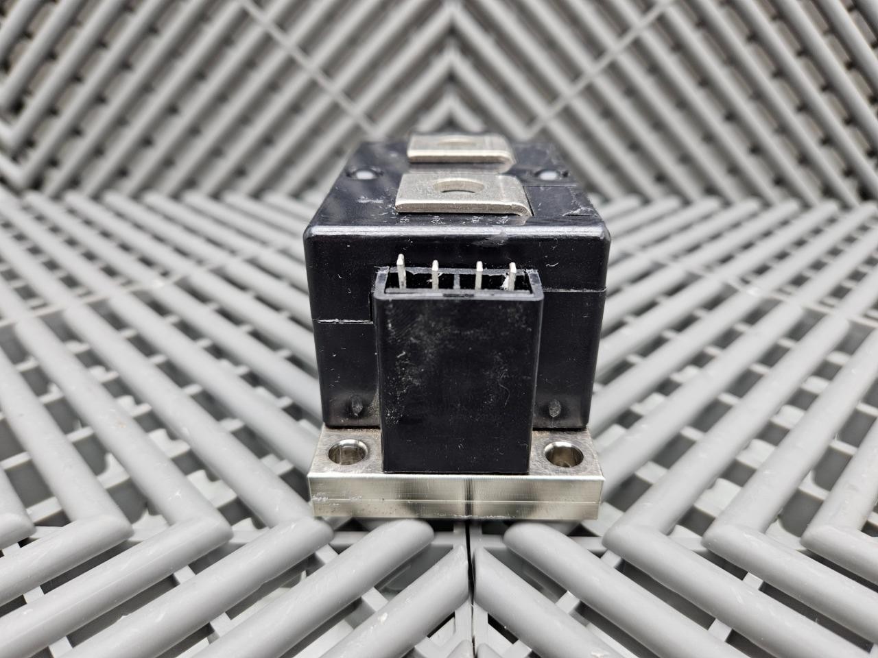 IXYS MCC 255-14 IO1 Thyristor Power Module - Used - Image 7