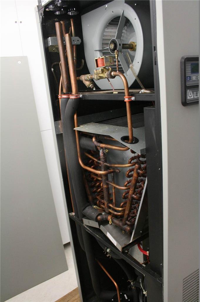 Liebert Challenger 3000 Self-Contained Industrial Air Conditioning Unit 208-460V - Used - Image 42