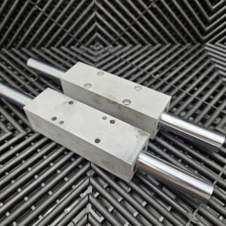Lot of 2 Rexroth R0658X20XX Series Linear Motion Bearing w/ 11" Shaft - Used