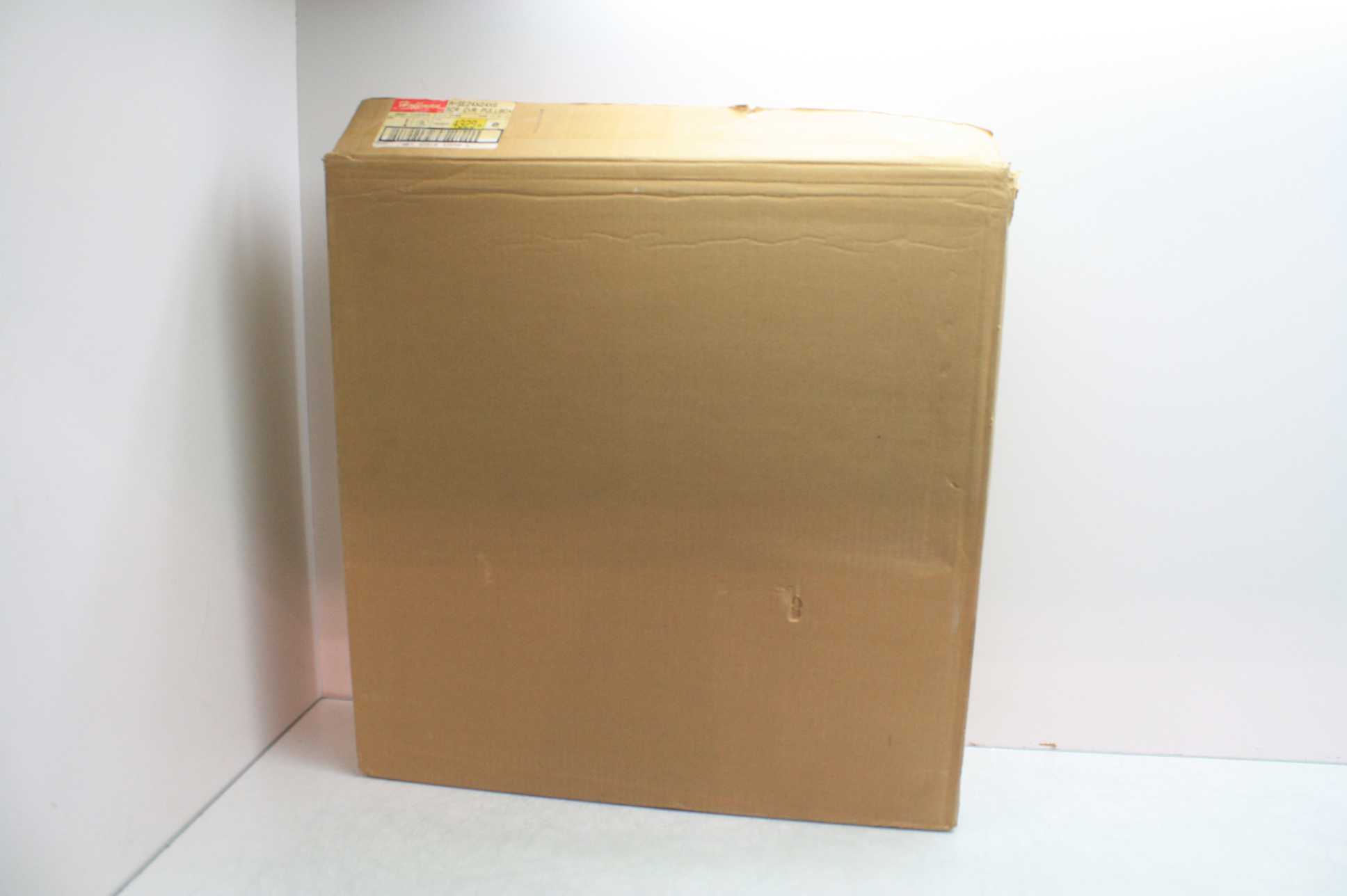 New Hoffman A-SE24X24X6 SCR CVR Pull Box Steel Enclosure with Punch Outs - New - Image 6