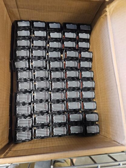 New Molex 64320-1311 Automotive Connector 48 Position 643201311 - New - Image 8