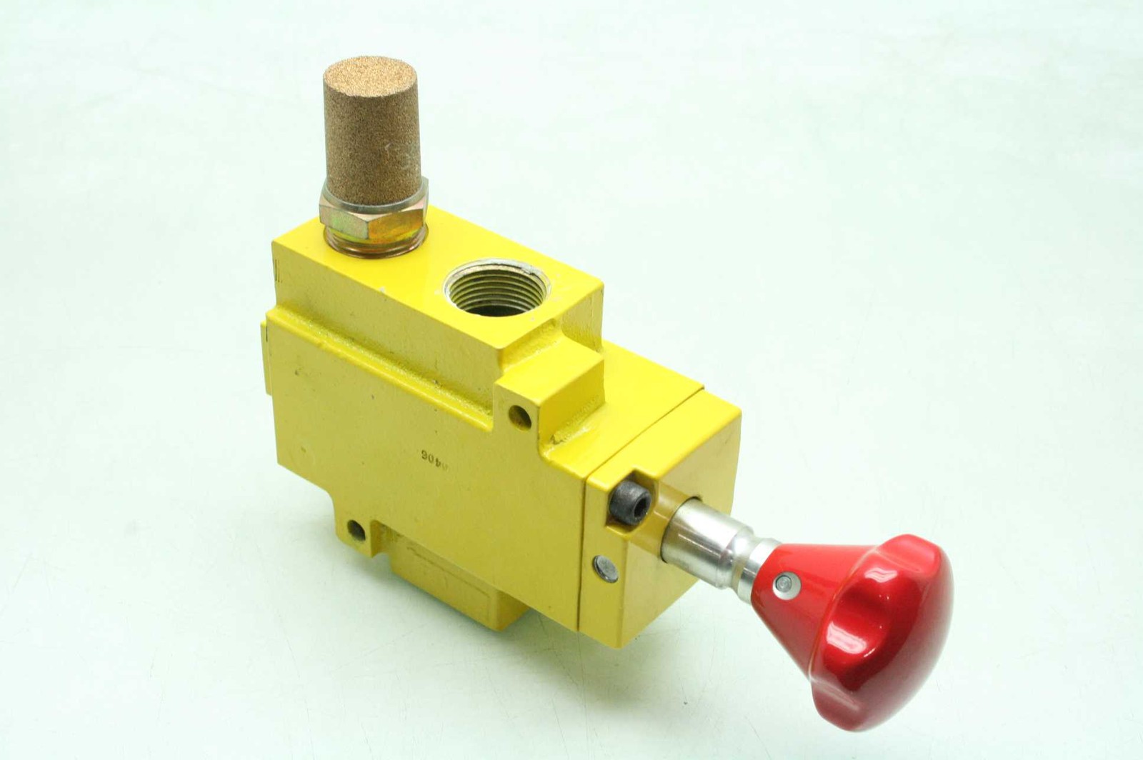 Numatics VL30N06Y LockOut and Exhaust Valve, 150 PSIG - 10 BAR - Used - Image 5