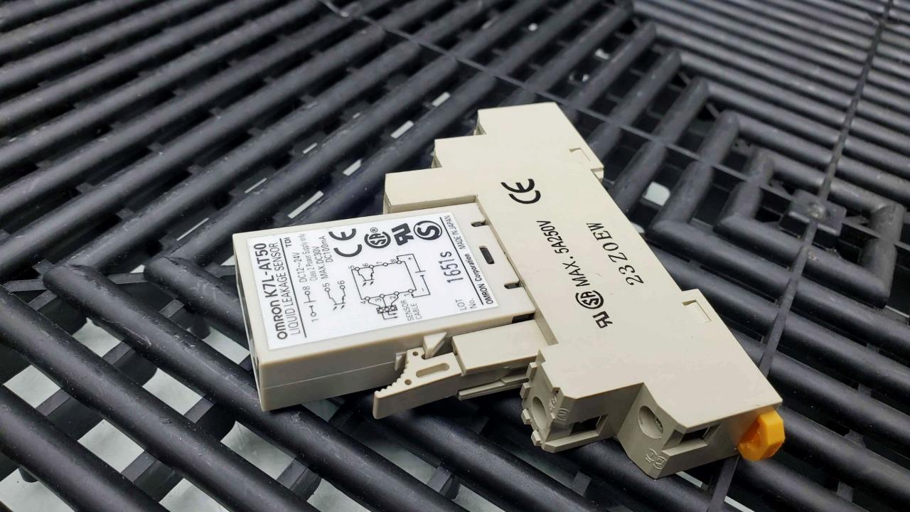 Omron K7L-AT50 Liquid Leakage Sensor Amplifier - Used - Image 15