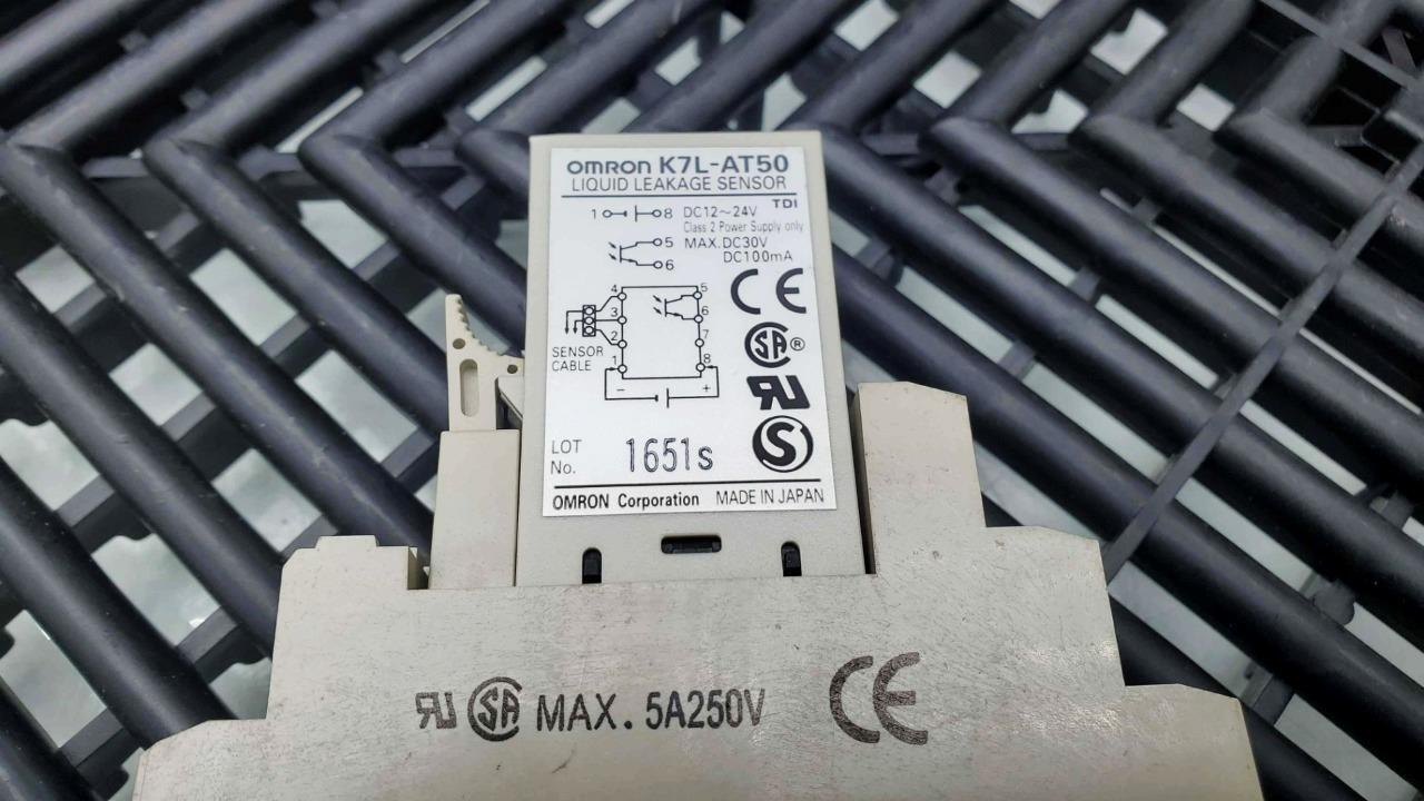 Omron K7L-AT50 Liquid Leakage Sensor Amplifier - Used - Image 3