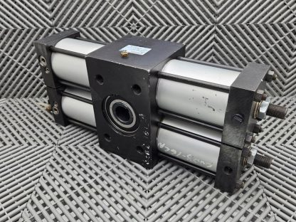 Parker PTR326-0903F-AA23-C Rotary Actuator 250psi 1-1/4" Bore - Used - Image 11