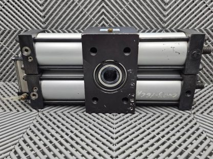 Parker PTR326-0903F-AA23-C Rotary Actuator 250psi 1-1/4" Bore - Used - Image 4