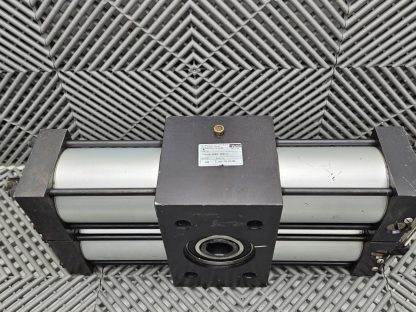 Parker PTR326-0903F-AA23-C Rotary Actuator 250psi 1-1/4" Bore - Used - Image 6